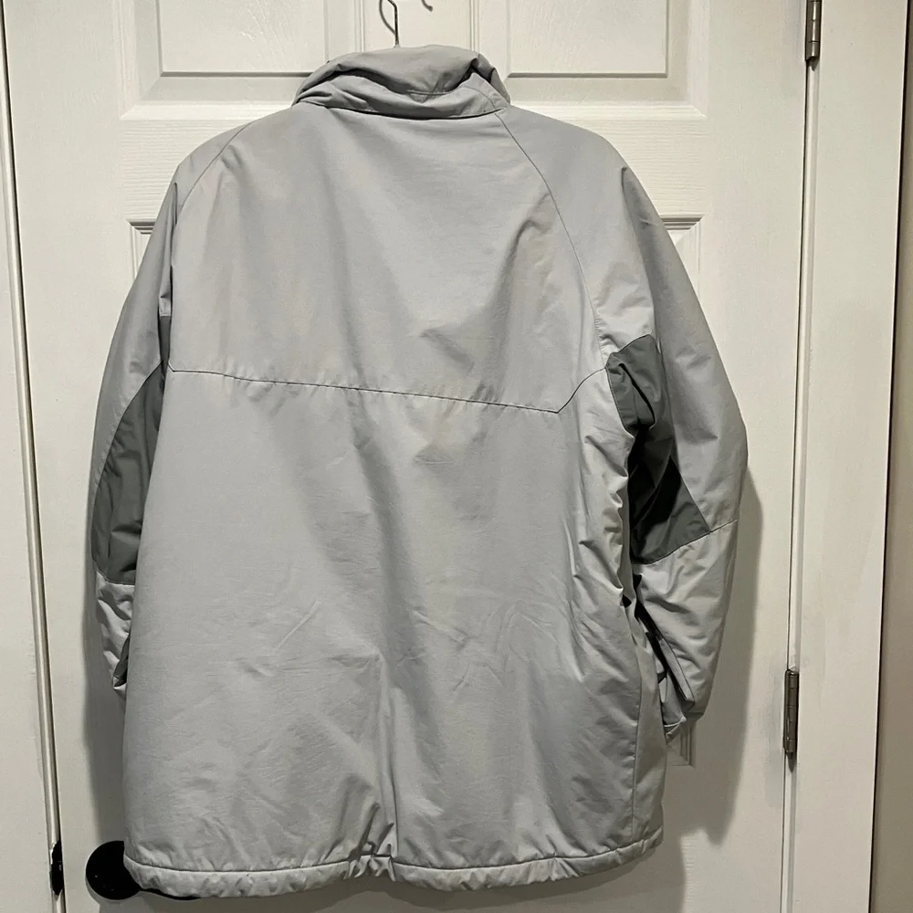 Columbia Men's Gray and Black Ski Jacket with detachable hood